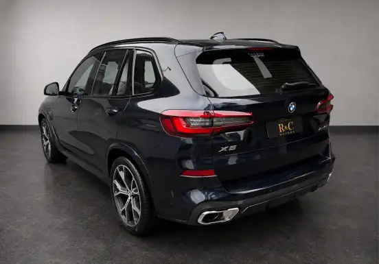 BMW-X5-2022