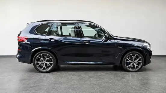 BMW-X5-2022