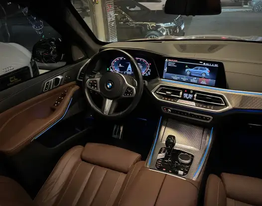 BMW-X5-2021