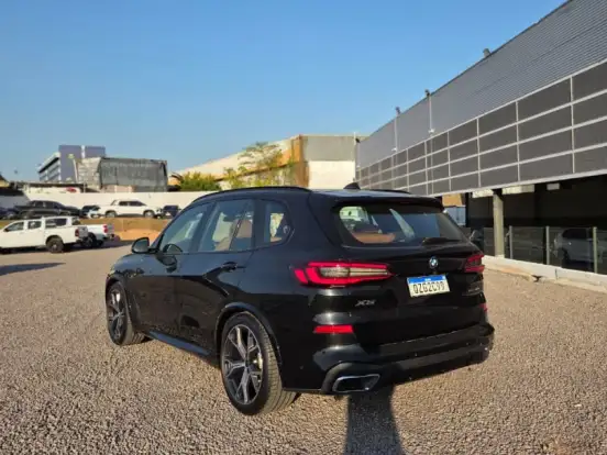 BMW-X5-3.0 I6 TURBO HÍBRIDO XDRIVE45E M SPORT AUTOMÁTICO BMW-X5-2022