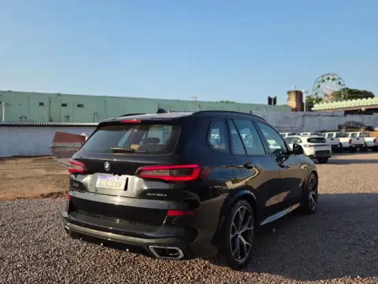 BMW-X5-3.0 I6 TURBO HÍBRIDO XDRIVE45E M SPORT AUTOMÁTICO BMW-X5-2022