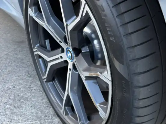 BMW-X5-3.0 I6 TURBO HÍBRIDO XDRIVE50E M SPORT AUTOMÁTICO BMW-X5-2024