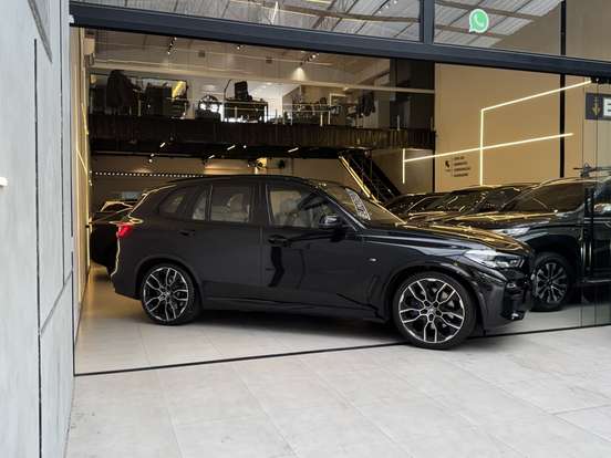 BMW-X5-3.0 4X4 30D I6 TURBO DIESEL 4P AUTOMÁTICO BMW-X5-2019