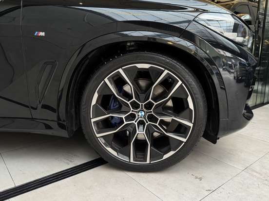 BMW-X5-2019