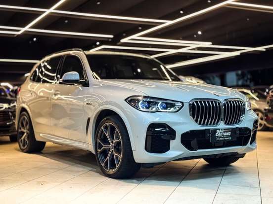 BMW-X5-3.0 I6 TURBO HÍBRIDO XDRIVE45E M SPORT AUTOMÁTICO BMW-X5-2022