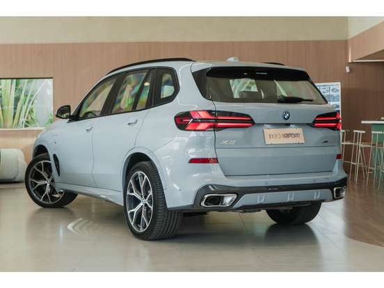 BMW-X5-3.0 I6 TURBO HÍBRIDO XDRIVE50E M SPORT AUTOMÁTICO BMW-X5-2025