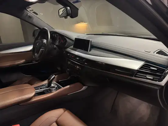BMW-X6-3.0 35I 4X4 COUPÉ 6 CILINDROS 24V GASOLINA 4P AUTOMÁTICO BMW-X6-2016