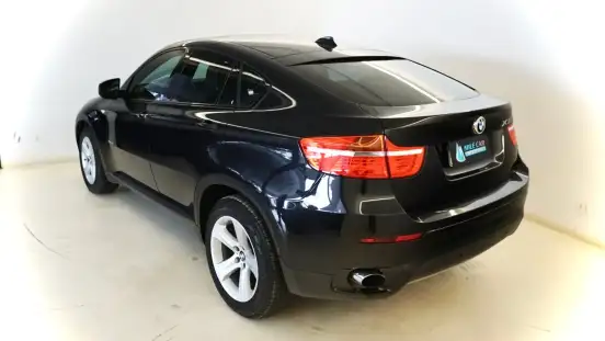 BMW-X6-2011