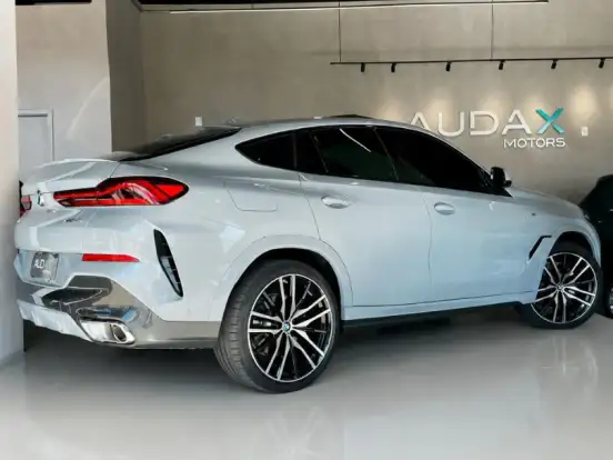 BMW-X6-3.0 TWINPOWER GASOLINA XDRIVE40I M SPORT AUTOMÁTICO BMW-X6-2024