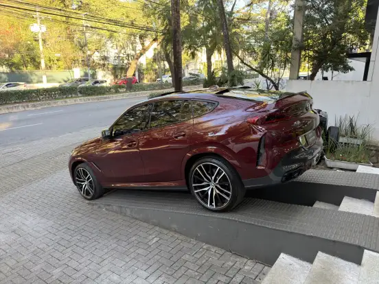 BMW-X6-3.0 TWINPOWER GASOLINA XDRIVE40I M SPORT AUTOMÁTICO BMW-X6-2023