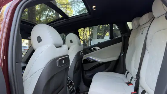 BMW-X6-2023