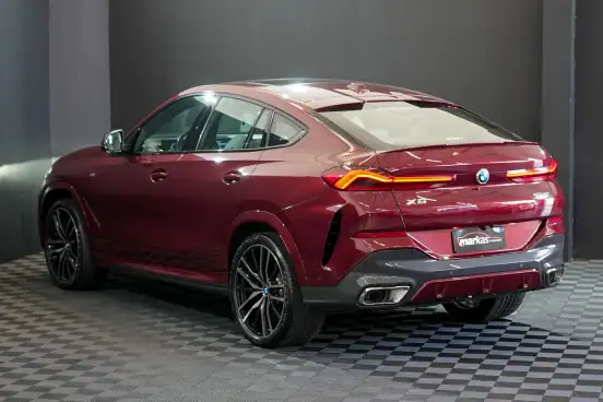 BMW-X6-2023