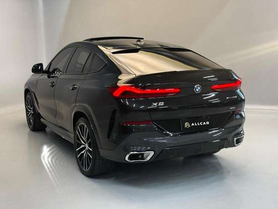 BMW-X6-2024