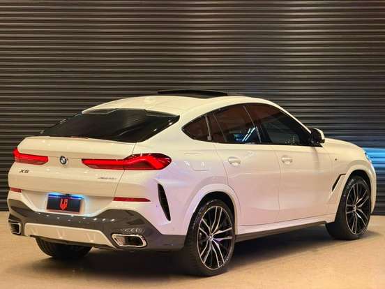 BMW-X6-3.0 TWINPOWER GASOLINA XDRIVE40I M SPORT AUTOMÁTICO BMW-X6-2023