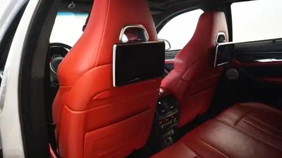 BMW-X6-4.4 M 4X4 COUPÉ V8 32V BI-TURBO GASOLINA 4P AUTOMÁTICO BMW-X6-2015