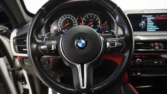 BMW-X6-4.4 M 4X4 COUPÉ V8 32V BI-TURBO GASOLINA 4P AUTOMÁTICO BMW-X6-2015