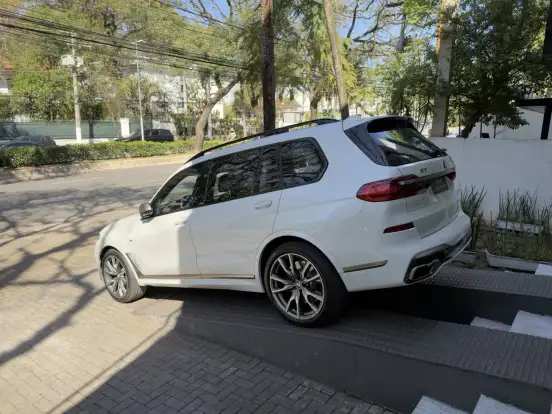 BMW-X7-4.4 V8 GASOLINA M50i STEPTRONIC BMW-X7-2019