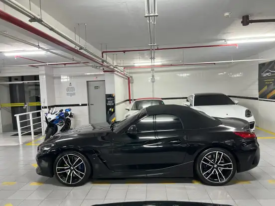 BMW-Z4-2021