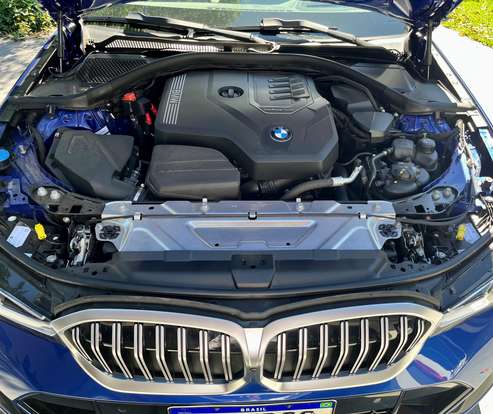 BMW-320i-2025