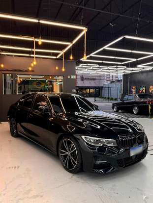 BMW-320i-2021