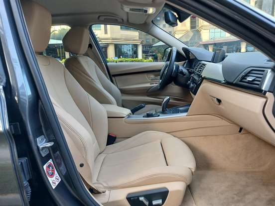 BMW-320i-2.0 SPORT 16V TURBO ACTIVE FLEX 4P AUTOMÁTICO BMW-320i-2017
