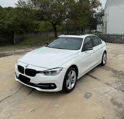 BMW-320i-2016
