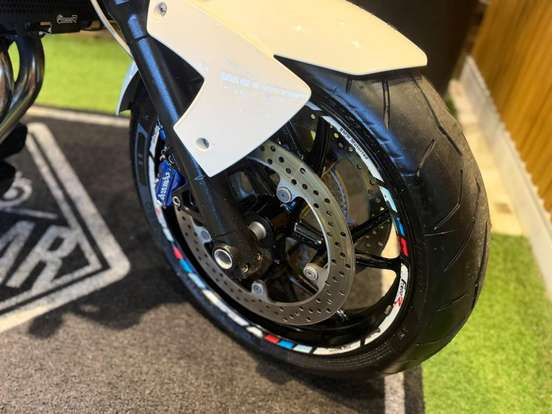 BMW-F 800 R BMW-F 800 R-2012
