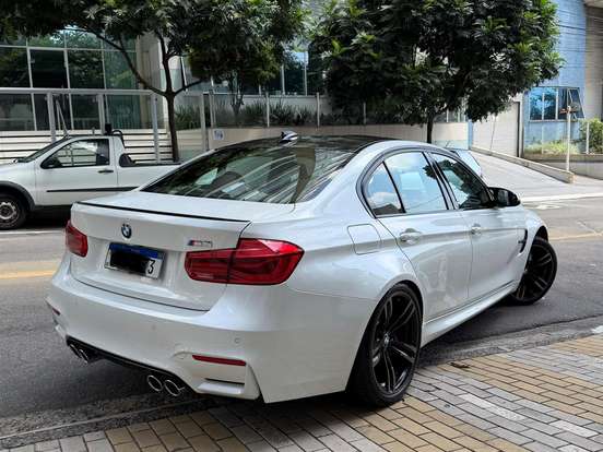 BMW-M3-3.0 I6 GASOLINA SEDAN AUTOMÁTICO BMW-M3-2018