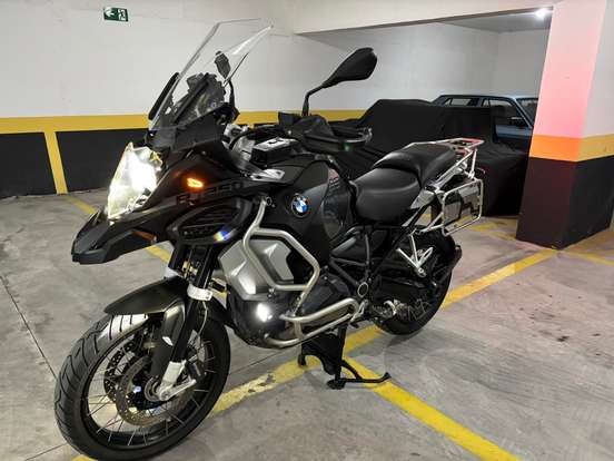 BMW-R 1250 GS ADVENTURE PREMIUM TRIPLE BLACK BMW-R 1250 GS ADVENTURE PREMIUM TRIPLE BLACK-2022