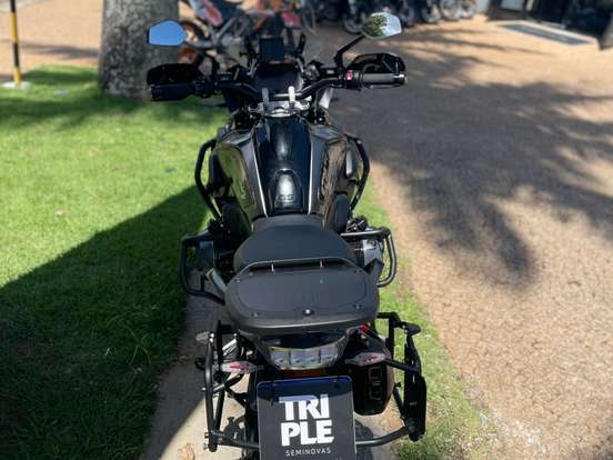 BMW-R 1250 GS PREMIUM TRIPLE BLACK BMW-R 1250 GS PREMIUM TRIPLE BLACK-2022