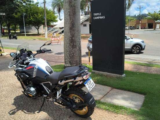 BMW-R 1250 GS PREMIUM BMW-R 1250 GS PREMIUM-2023