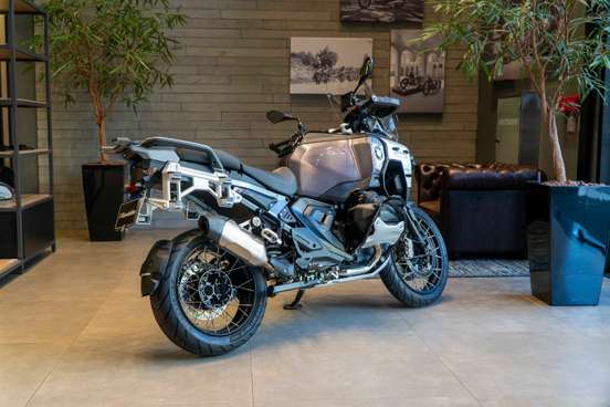 BMW-R 1300 GS ADVENTURE TRIPLE BLACK-2025