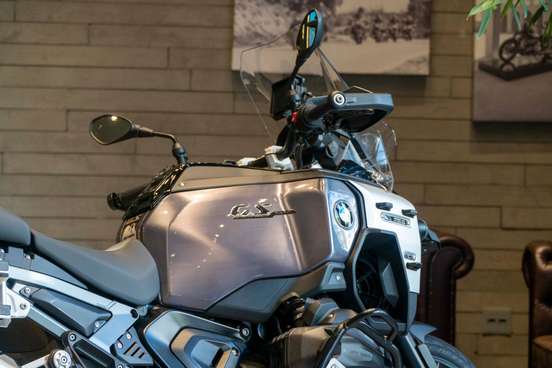 BMW-R 1300 GS ADVENTURE TRIPLE BLACK-2025