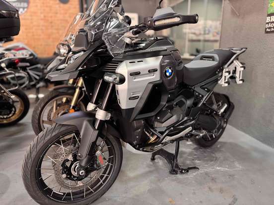 BMW-R 1300 GS ADVENTURE BMW-R 1300 GS ADVENTURE-2025