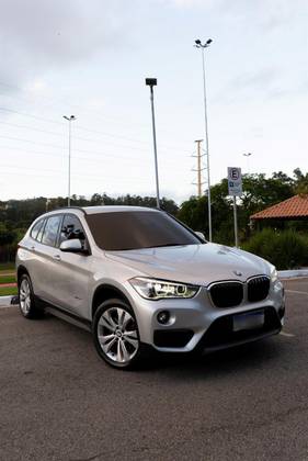 BMW X1 2.0 16V TURBO ACTIVEFLEX SDRIVE20I 4P AUTOMÁTICO
