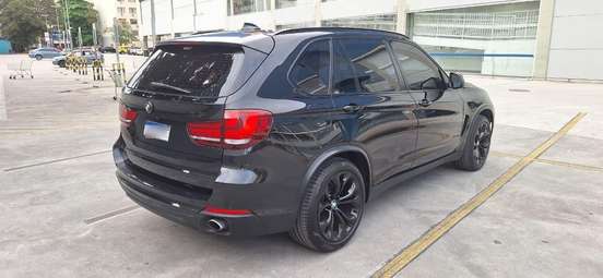 BMW-X5-2016