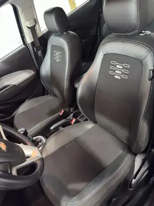 CHEVROLET-ONIX-2019