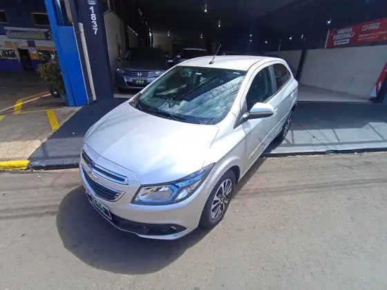 CHEVROLET ONIX 1.4 MPFI LTZ 8V FLEX 4P MANUAL