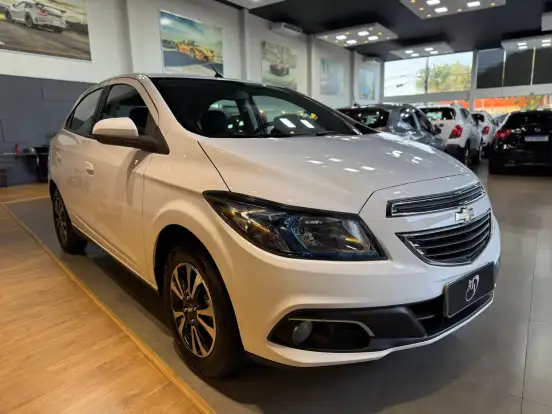 CHEVROLET-ONIX-1.4 MPFI LTZ 8V FLEX 4P MANUAL CHEVROLET-ONIX-2013