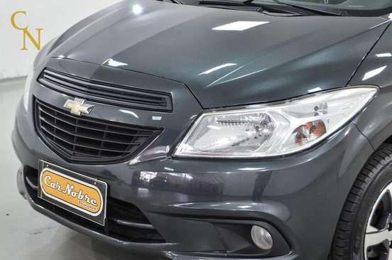 CHEVROLET-ONIX-2015