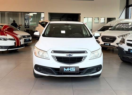 CHEVROLET ONIX 1.0 MPFI LT 8V FLEX 4P MANUAL