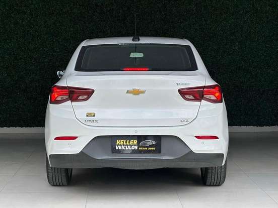 CHEVROLET-ONIX-1.0 TURBO FLEX PLUS LTZ AUTOMÁTICO CHEVROLET-ONIX-2023