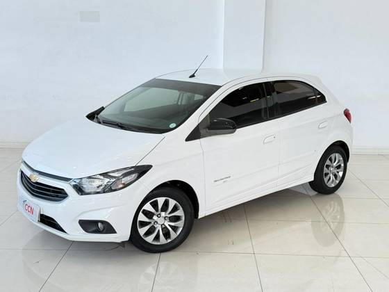 CHEVROLET ONIX 1.4 MPFI ADVANTAGE 8V FLEX 4P AUTOMÁTICO