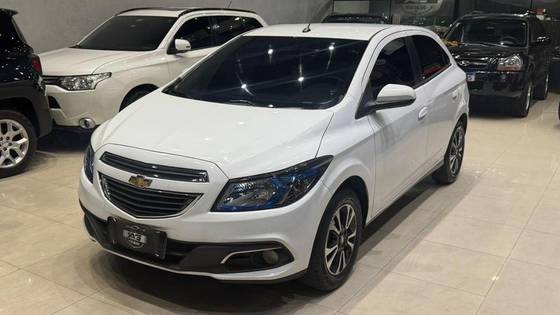 CHEVROLET ONIX 1.4 MPFI LT 8V FLEX 4P AUTOMÁTICO