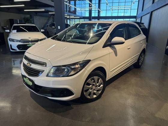 CHEVROLET ONIX 1.4 MPFI LT 8V FLEX 4P MANUAL