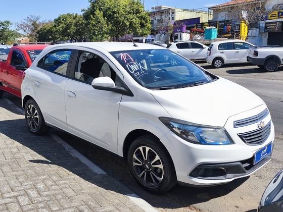 CHEVROLET ONIX 1.4 MPFI LTZ 8V FLEX 4P MANUAL