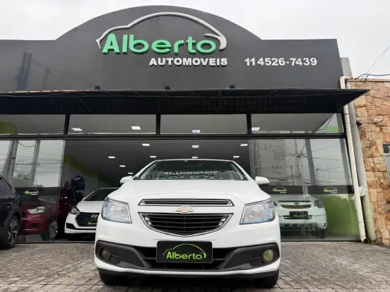 CHEVROLET-PRISMA-2014