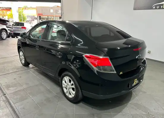 CHEVROLET-PRISMA-2014