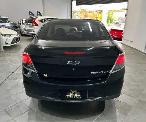 CHEVROLET-PRISMA-2014