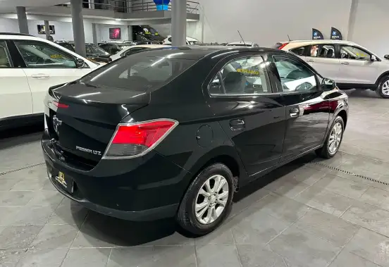 CHEVROLET-PRISMA-2014